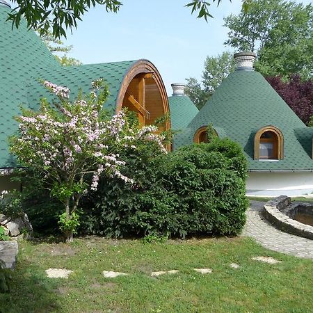 Gesztenye Nyaralopark Балатонудвари Экстерьер фото